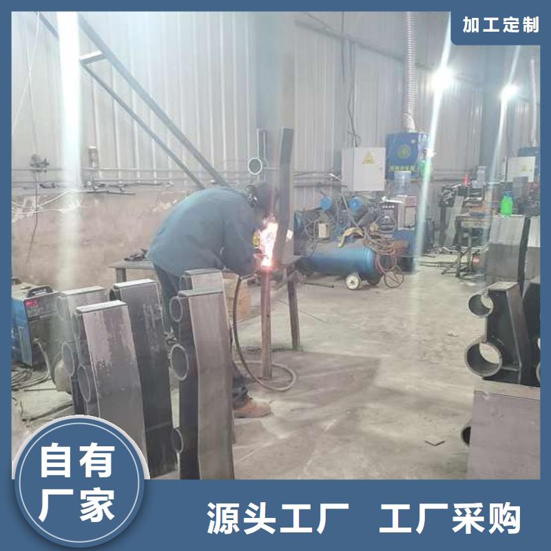 桥上的防撞护栏行业专注专业