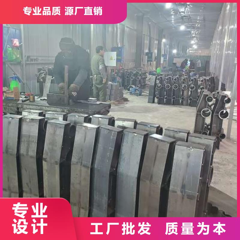 桥梁护栏设备适用广泛