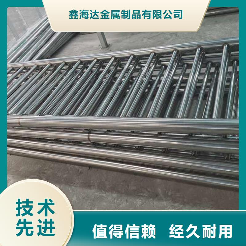 防撞护栏_镀锌喷塑防撞栏库存丰富
