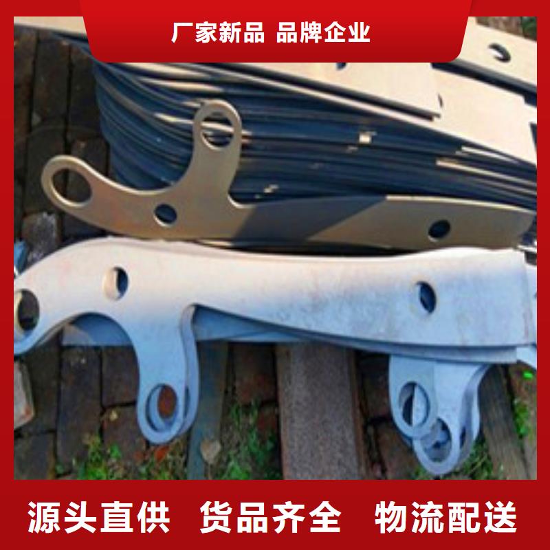 乡村路防护栏喷漆