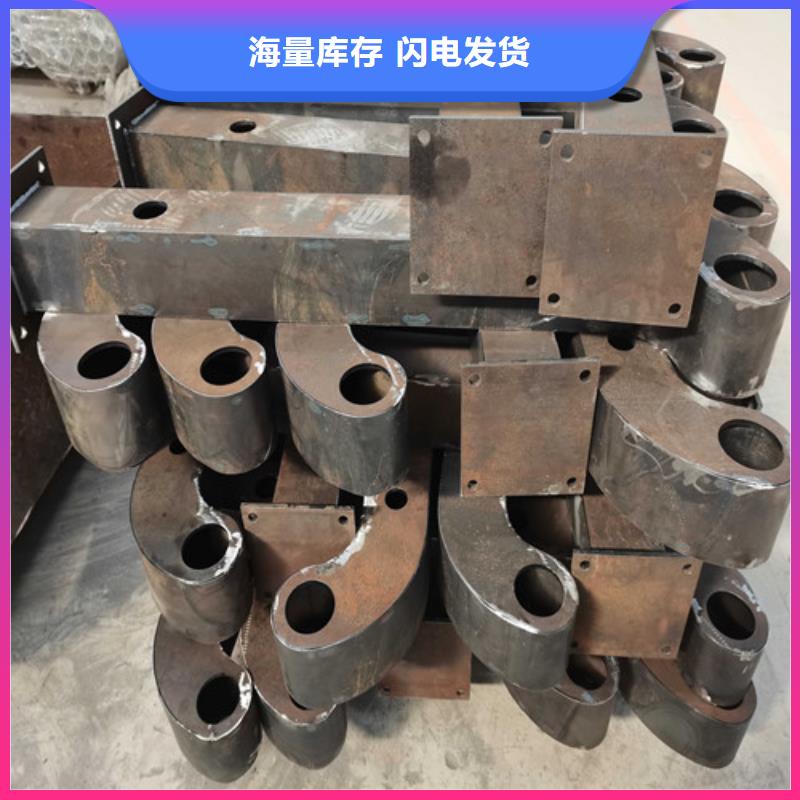 规格齐全的不锈钢复合管隔离护栏销售厂家