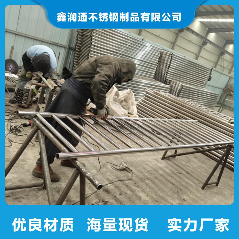 桥梁护栏焊接实体加工厂