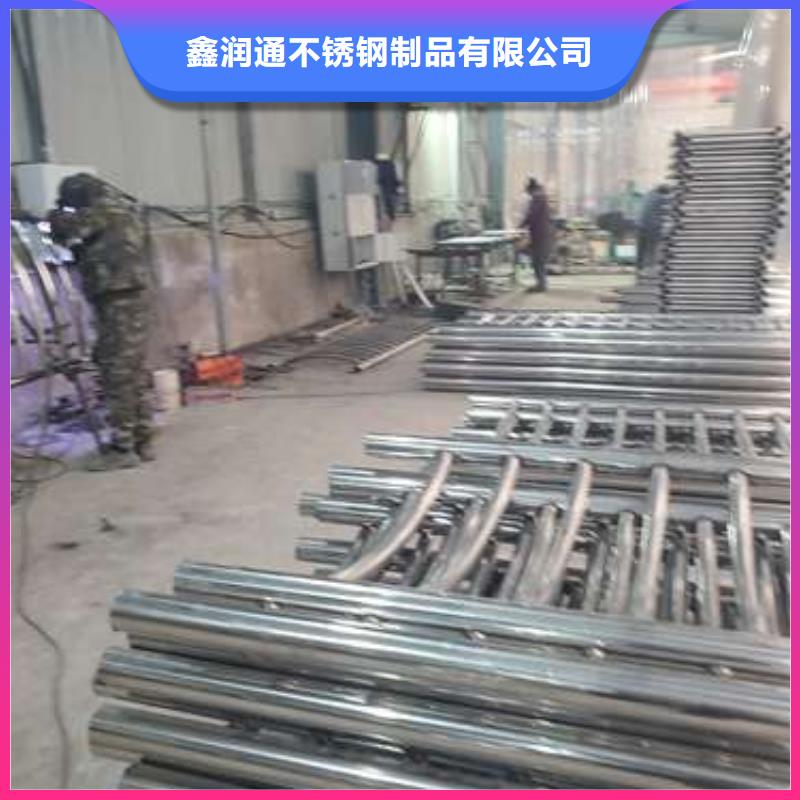 防撞护栏道路隔离栏厂家经验丰富