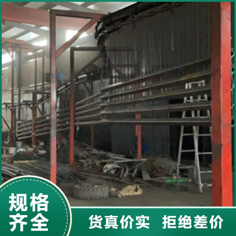 桥上灯光护栏选材用心