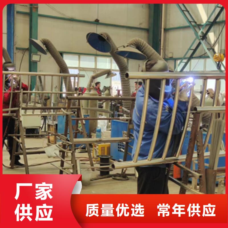 护栏灯光防撞护栏产地厂家直销