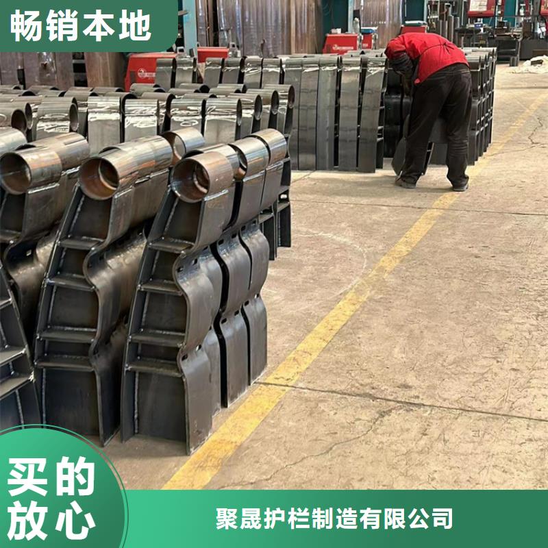 道路护栏精心打造