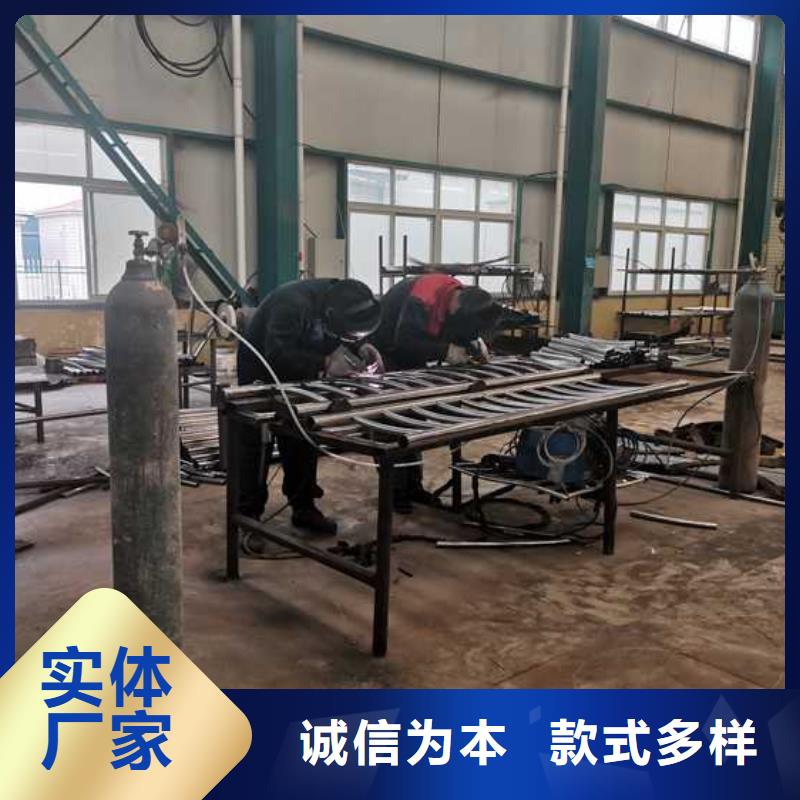 桥梁防撞护栏-桥梁防撞护栏重信誉厂家