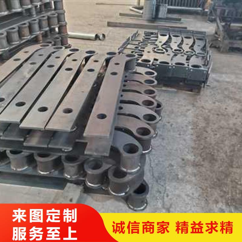 公路不锈钢灯光栏杆报价