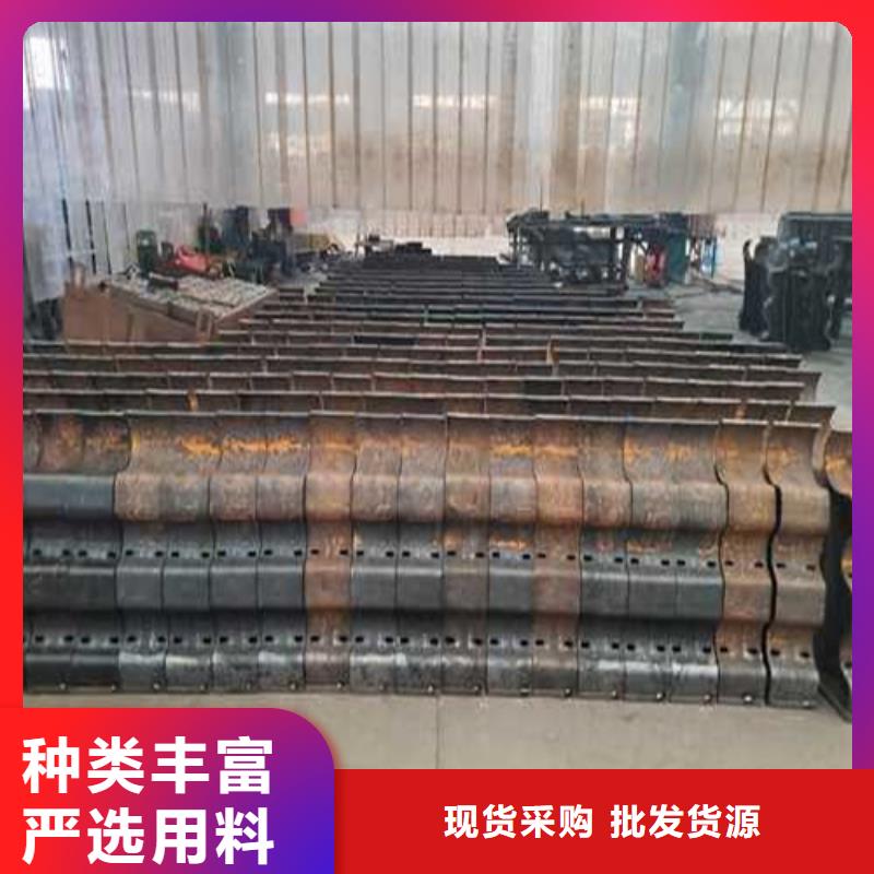 公路方管防撞护栏厂家-服务优