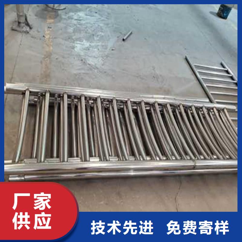 磐石
护栏厂家电话
