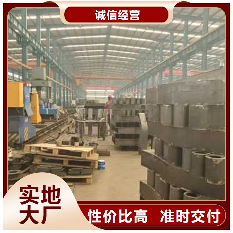 人行横道隔离栏厂家资质齐全