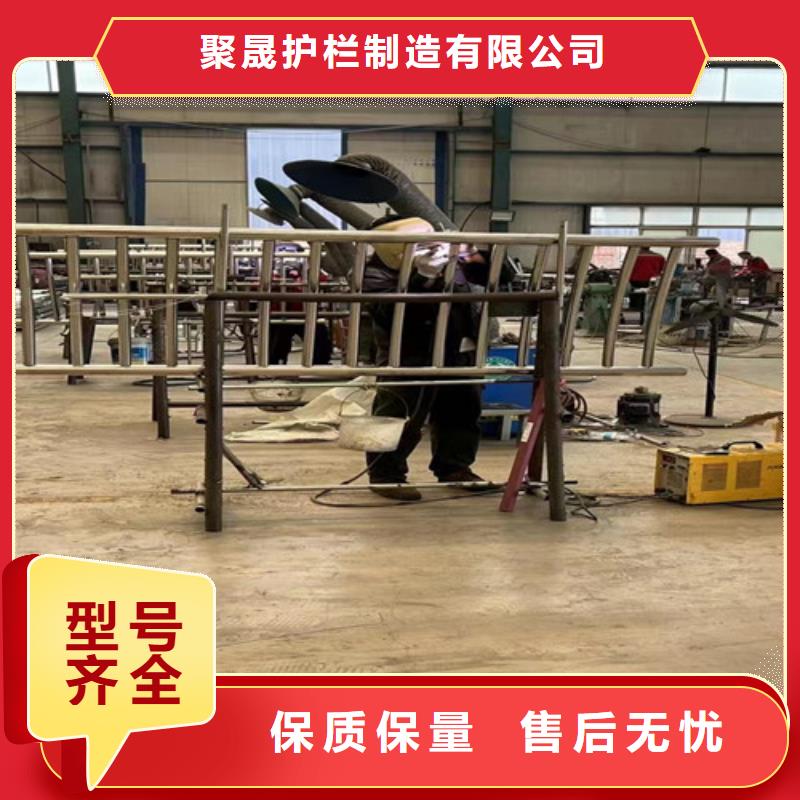 太阳能灯光护栏远销海外