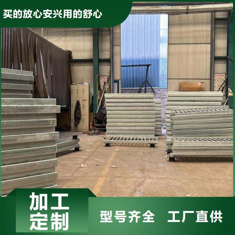 灯光护栏市政道路防护栏专注产品质量与服务