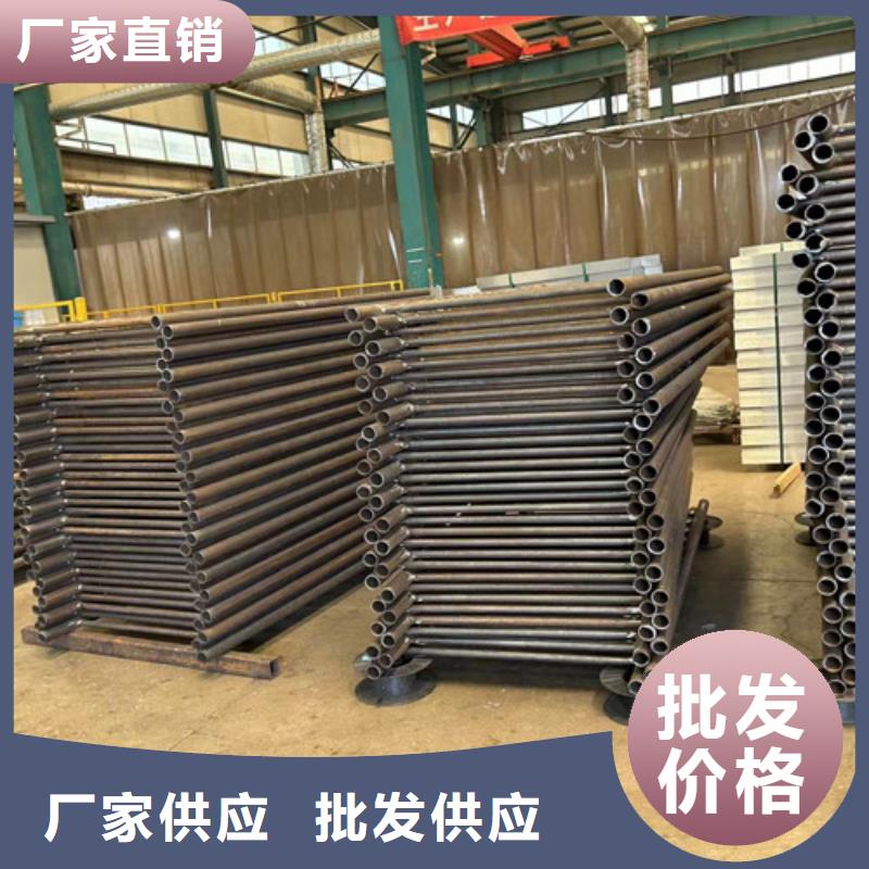 不锈钢复合管道路护栏厂家找聚晟护栏制造有限公司