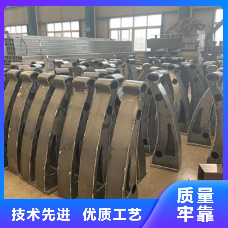 道路护栏_灯光防撞护栏工艺成熟