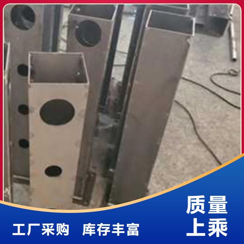 灯光防撞护栏经久耐用