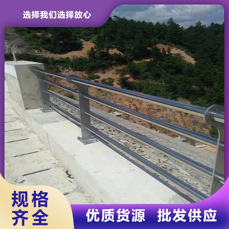 钢板立柱