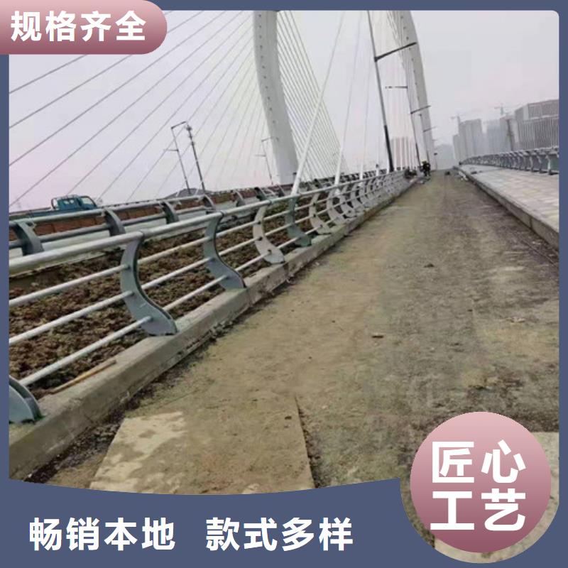 护栏市政道路防护栏专注生产N年