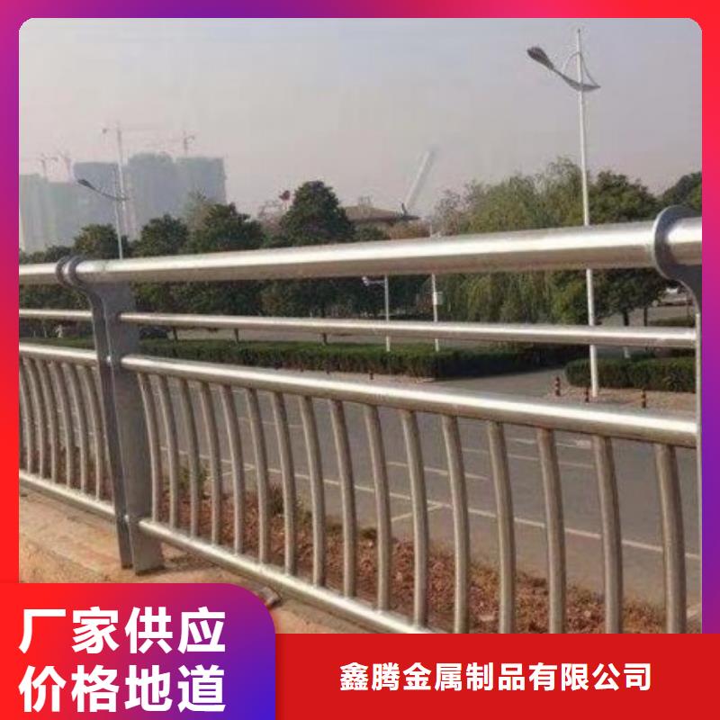 道路工程护栏使用寿命长