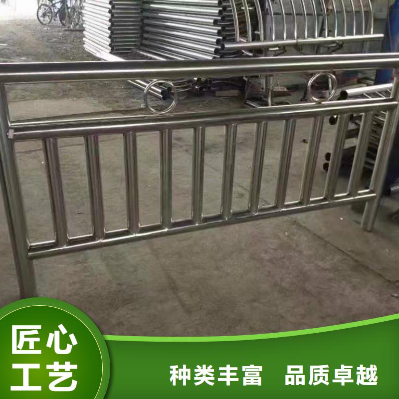 仿木纹河道护栏栏杆不锈钢河道栏杆销售公司