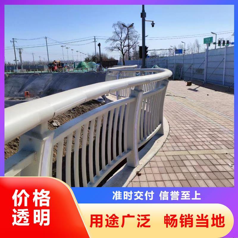 仿木纹河道护栏栏杆不锈钢河道栏杆一米多少钱
