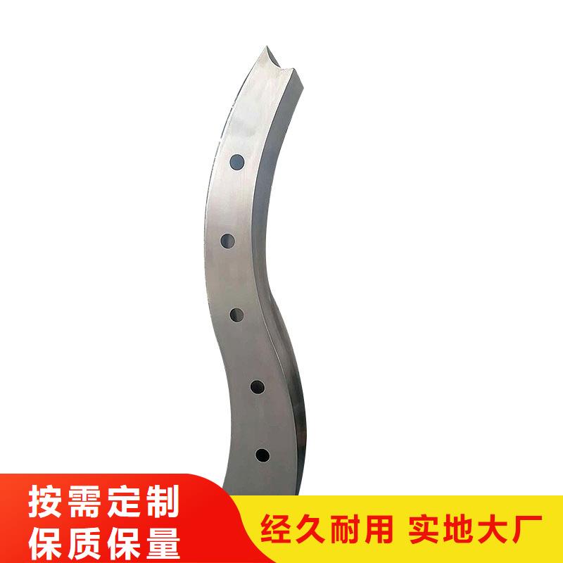 河道护栏钢背木护栏严谨工艺