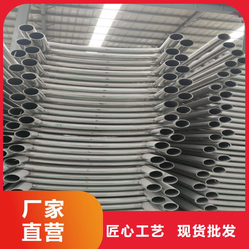 供应中央防撞隔离护栏的厂家