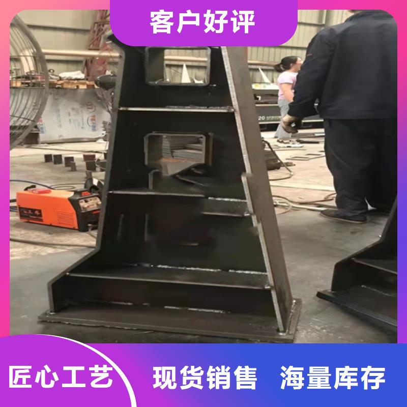 陵水县灯光护栏多少钱一米