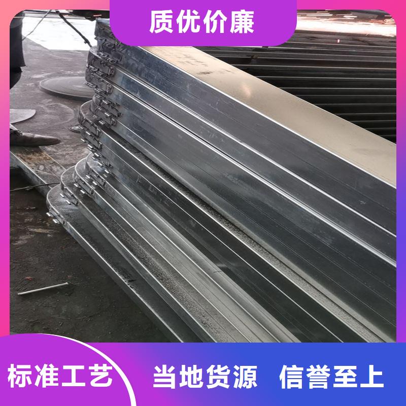 智慧公交候车亭来厂考察