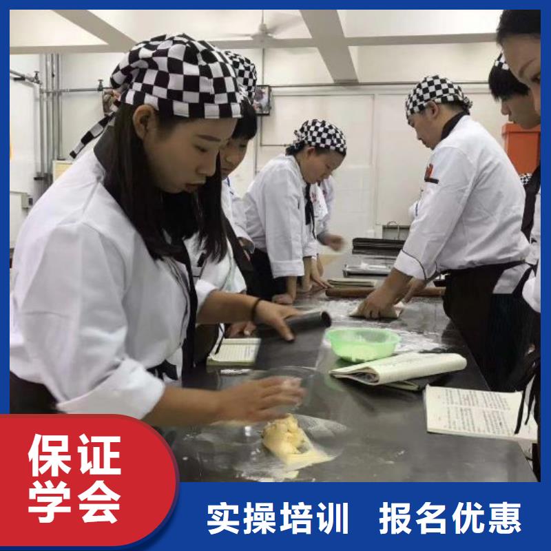 西点学校哪里有挖掘机铲车叉车驾驶学校实操教学