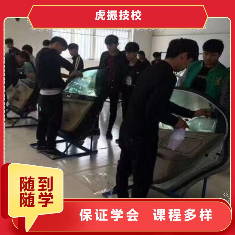 汽修培训学校哪里有挖掘机铲车叉车驾驶学校保证学会