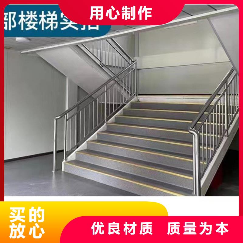 巴彦淖尔市集装箱彩板房吊装