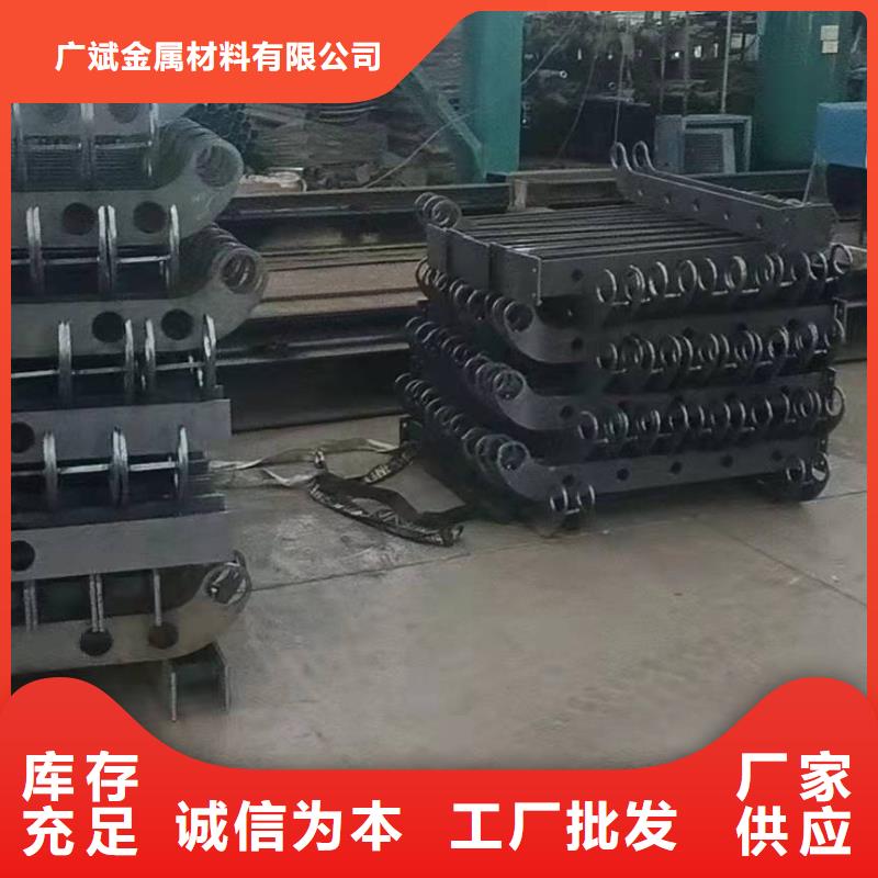 靠谱的人行道防撞栏杆生产厂家