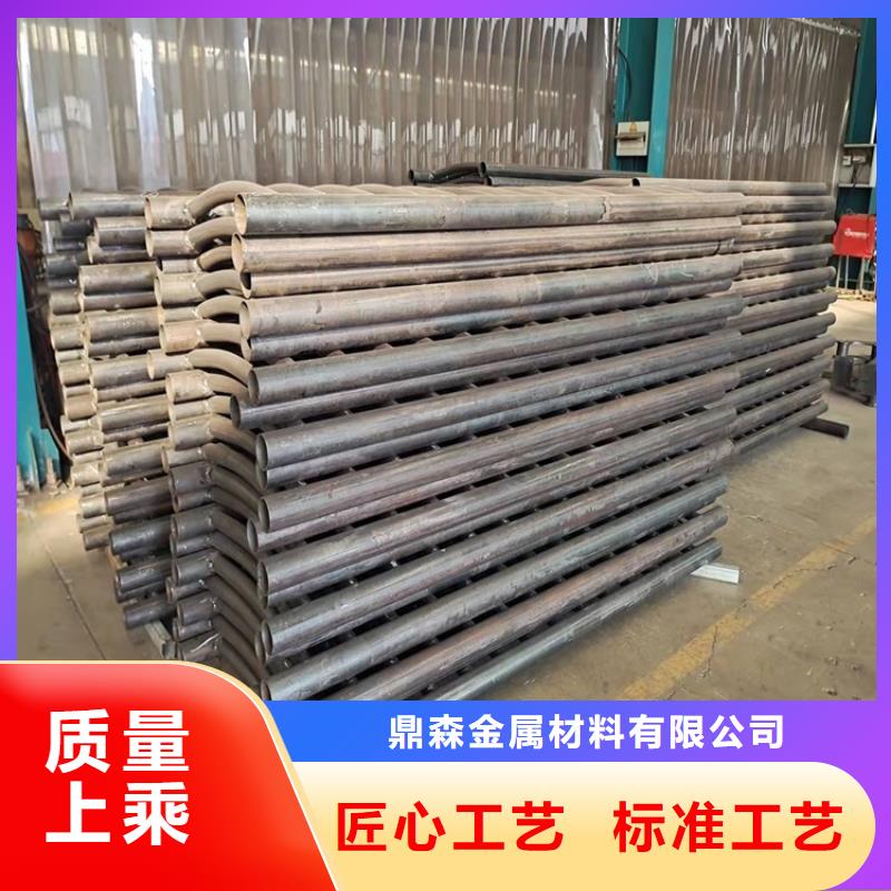 桥梁防撞护栏中央分隔栏诚信经营质量保证