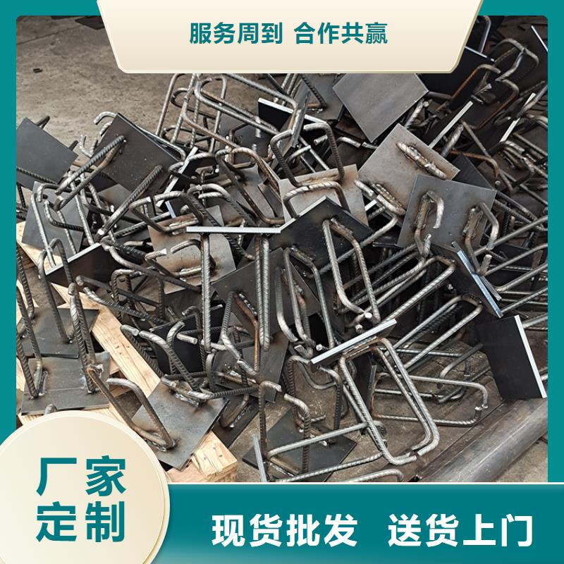 专业生产制造桥面上的防撞护栏公司