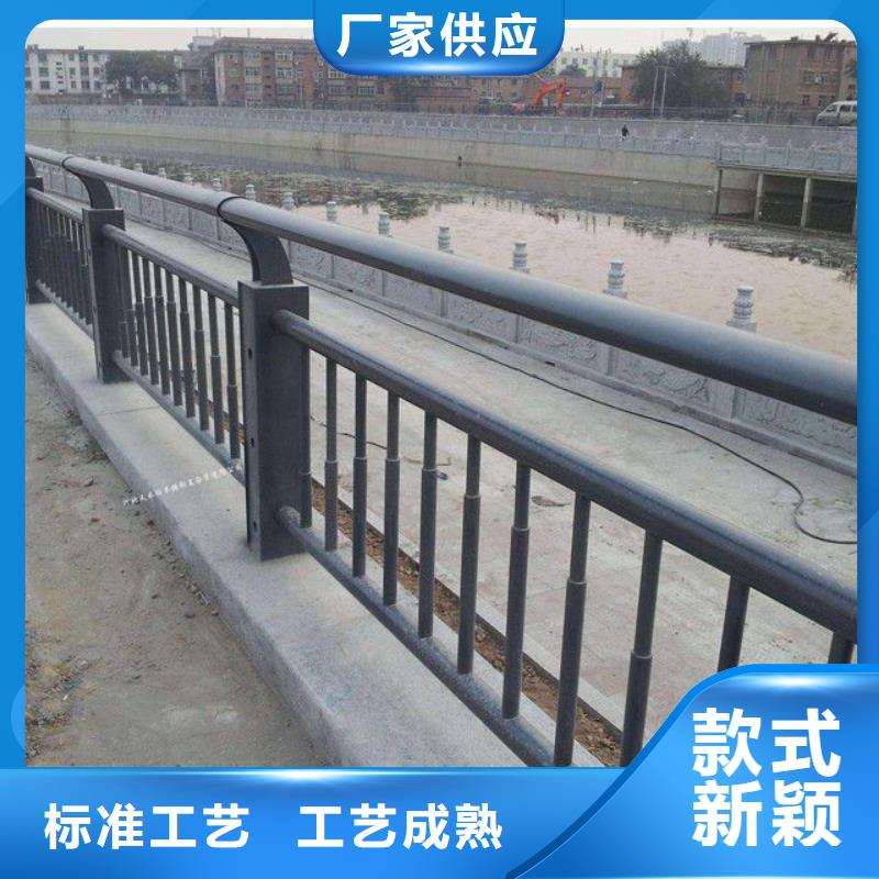 常年供应公路防撞护栏-保质
