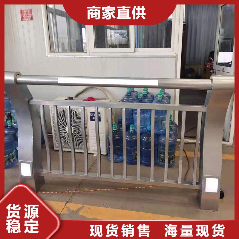 #桥上的防撞护栏#货比三家