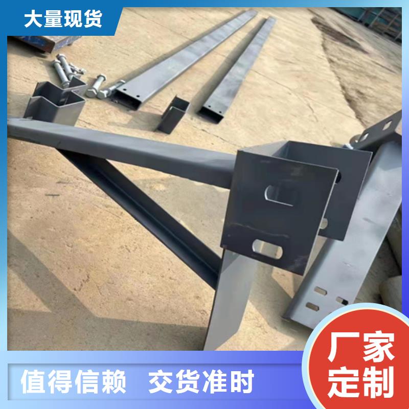 公路波形护栏厂家，货源足