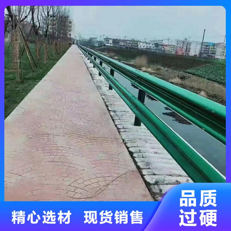 桥梁灯光防撞护栏厂家-认准云海旭金属材料有限公司