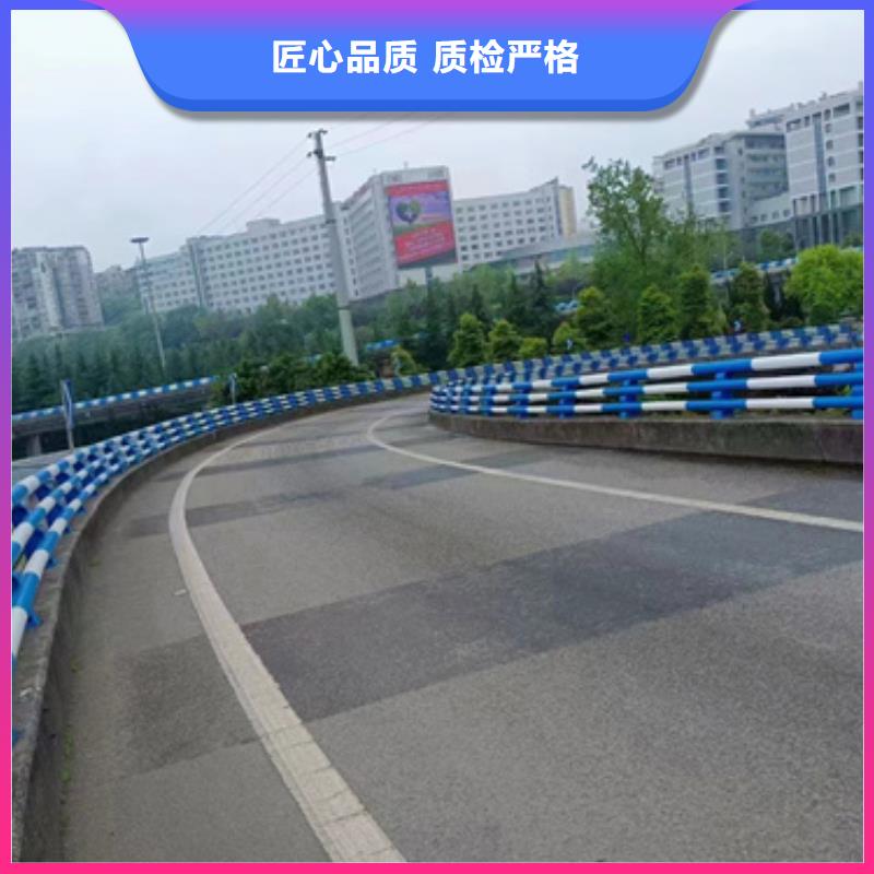 道路防撞护栏桩量大从优欢迎来厂指导