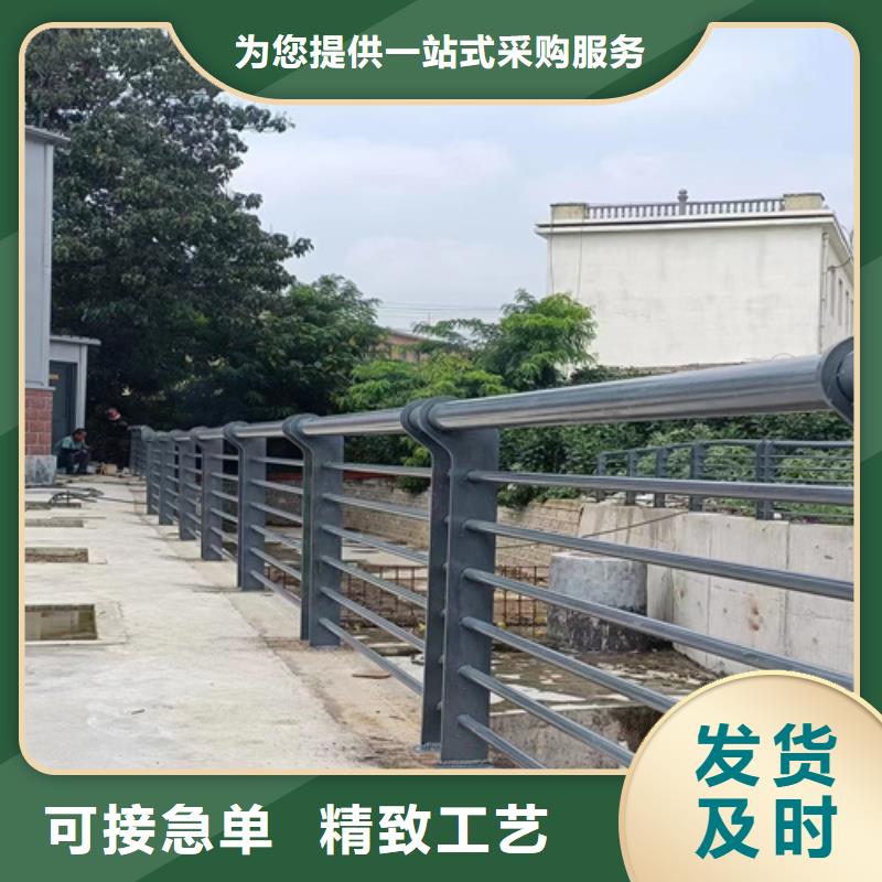 如何选择201不锈钢复合管护栏本地厂家