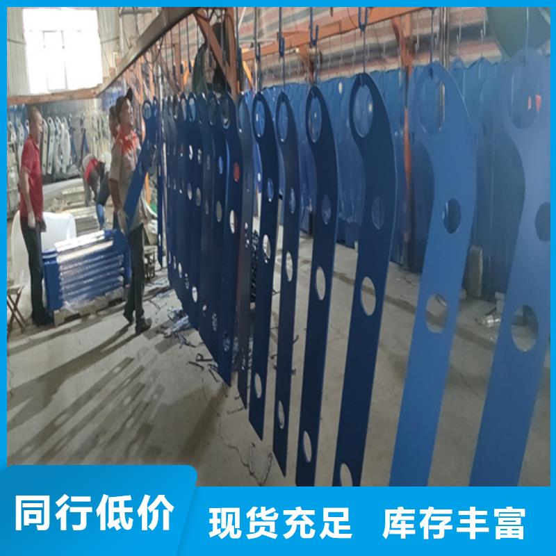 桥梁护栏立柱,不锈钢复合管护栏符合行业标准