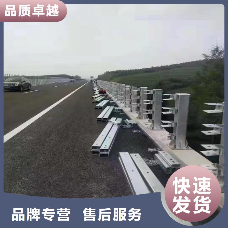 桥梁护栏立柱路桥护栏价格实惠工厂直供