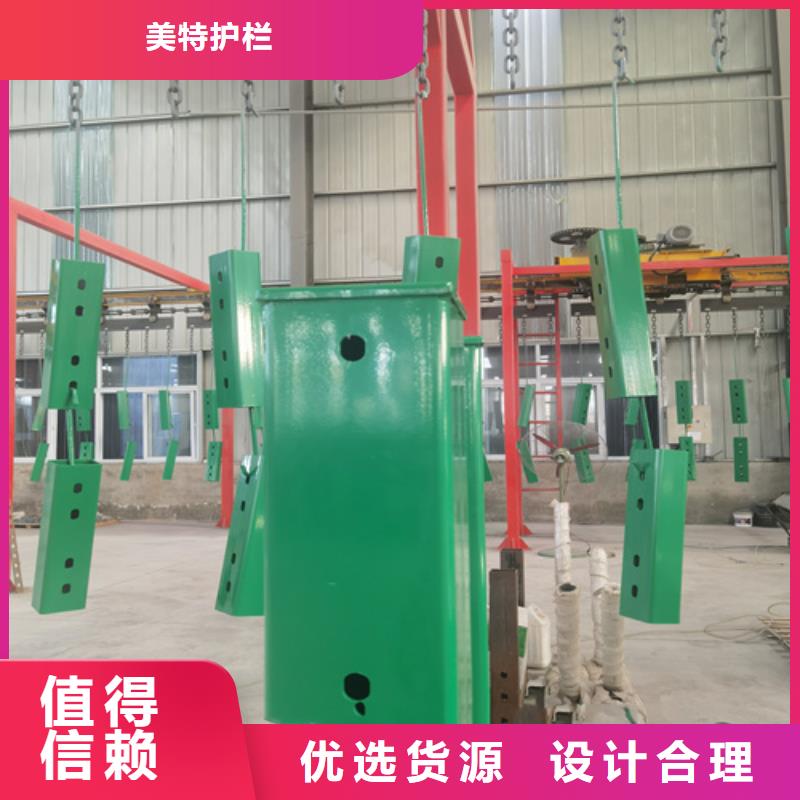 不锈钢桥梁防撞护栏来厂考察