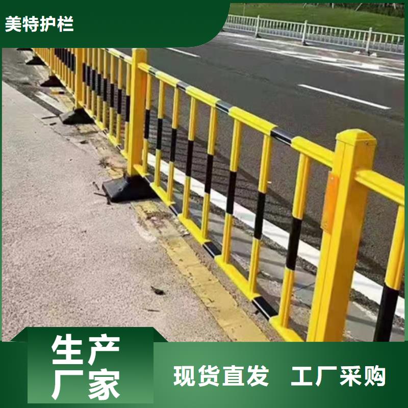 不锈钢桥梁防撞护栏来厂考察