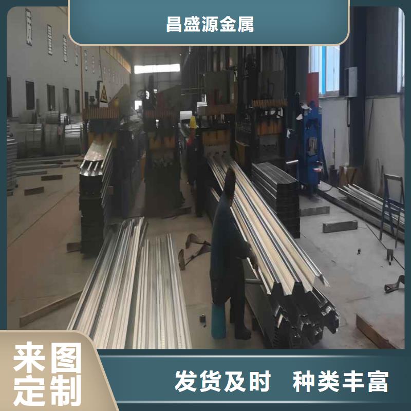316l不锈钢板执行标准货源304不锈钢管材