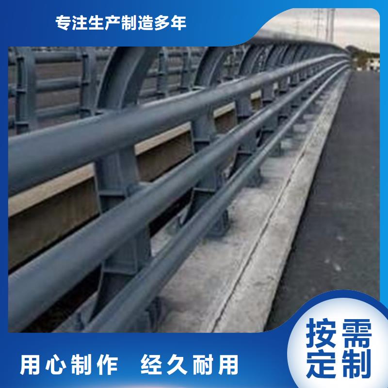 高速防撞护栏样式众多