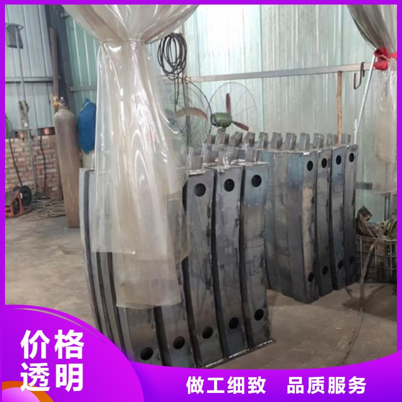 公路护栏立柱订制实体厂家