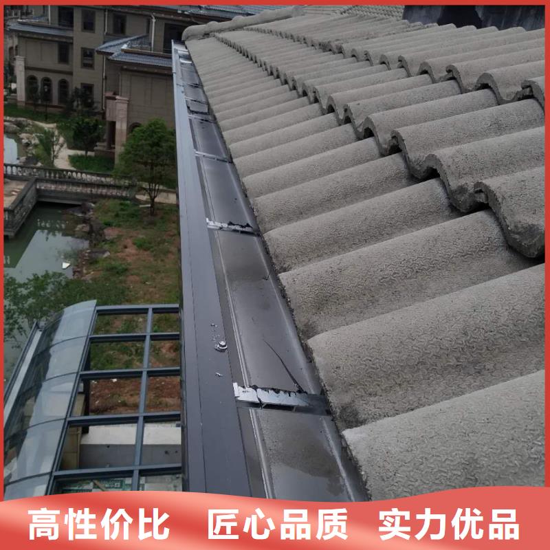 别墅金属雨水管安装