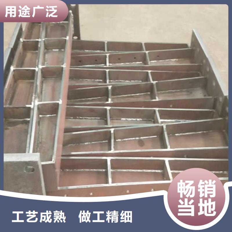 防撞护栏支架价格是多少